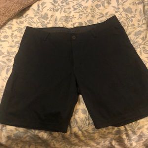 Men’s under armor golf shorts